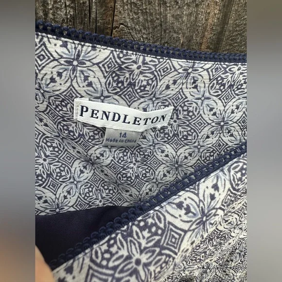 Pendleton Blue & White Floral Skirt - Picture 7 of 7